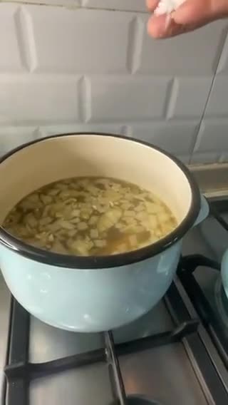 صورة لخطوة 2 من وصفة العصيدة الجنوبيه بالمرق