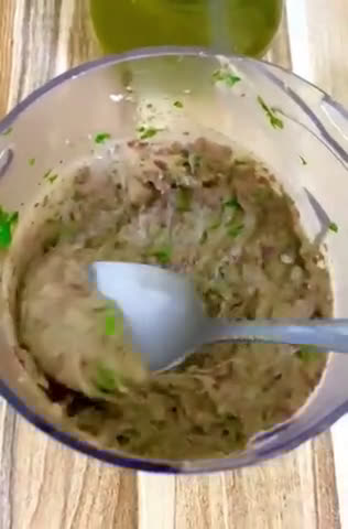 صورة لخطوة 2 من وصفة صلصة الفاصوليا الحمراء مع الخبز المحمص 🥖🍞🫓