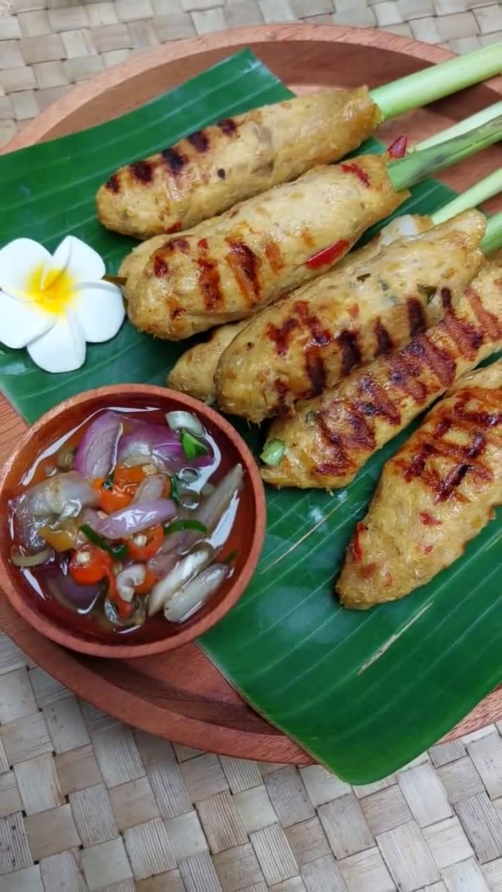 Foto langkah ke 7 dari resep Sate Lilit Ayam Khas Bali Sambal Matah.