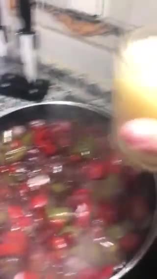 Foto del paso 9 de la receta: Solomillo en salsa