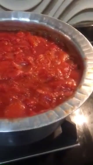 A picture of step 4 of Tomato paste.