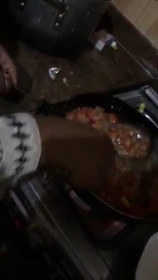 A picture of step 3 of White rice with chicken breast stew.