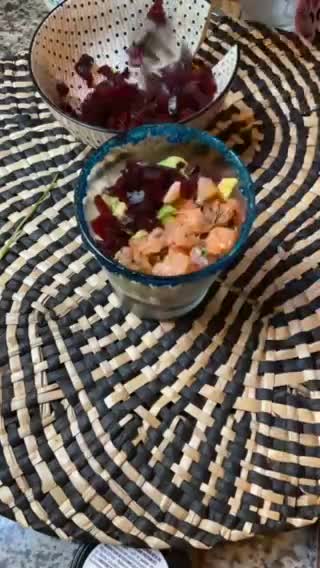 Une image de l'étape 4 de 🎨Verrines Avocat 🥑Saumon 🍣 Betterave🌶️.