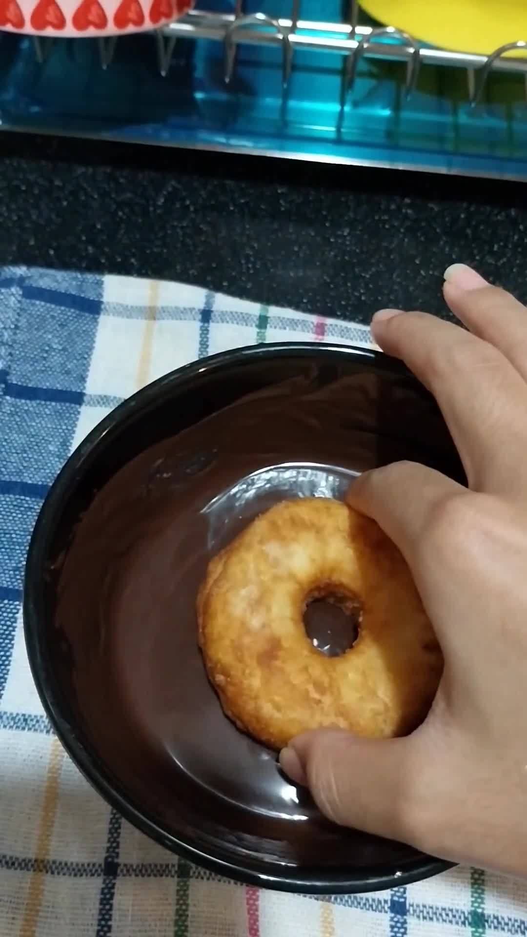 Foto langkah ke 11 dari resep Donat Takaran Sendok.