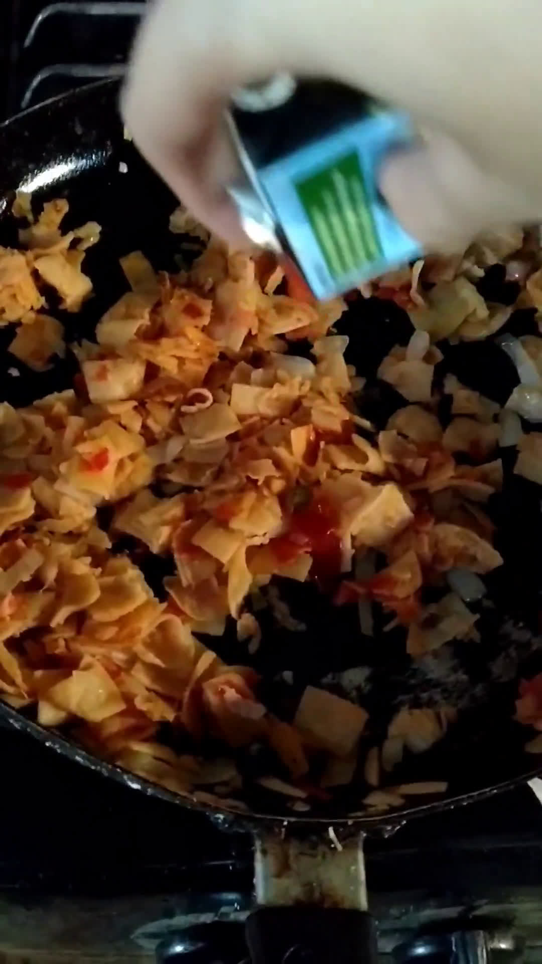 Foto del paso 4 de la receta: Chilaquiles a mi gusto