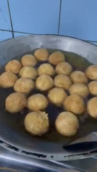 Foto langkah ke 6 dari resep Bakso goreng ayam takaran mudah gampang praktis.