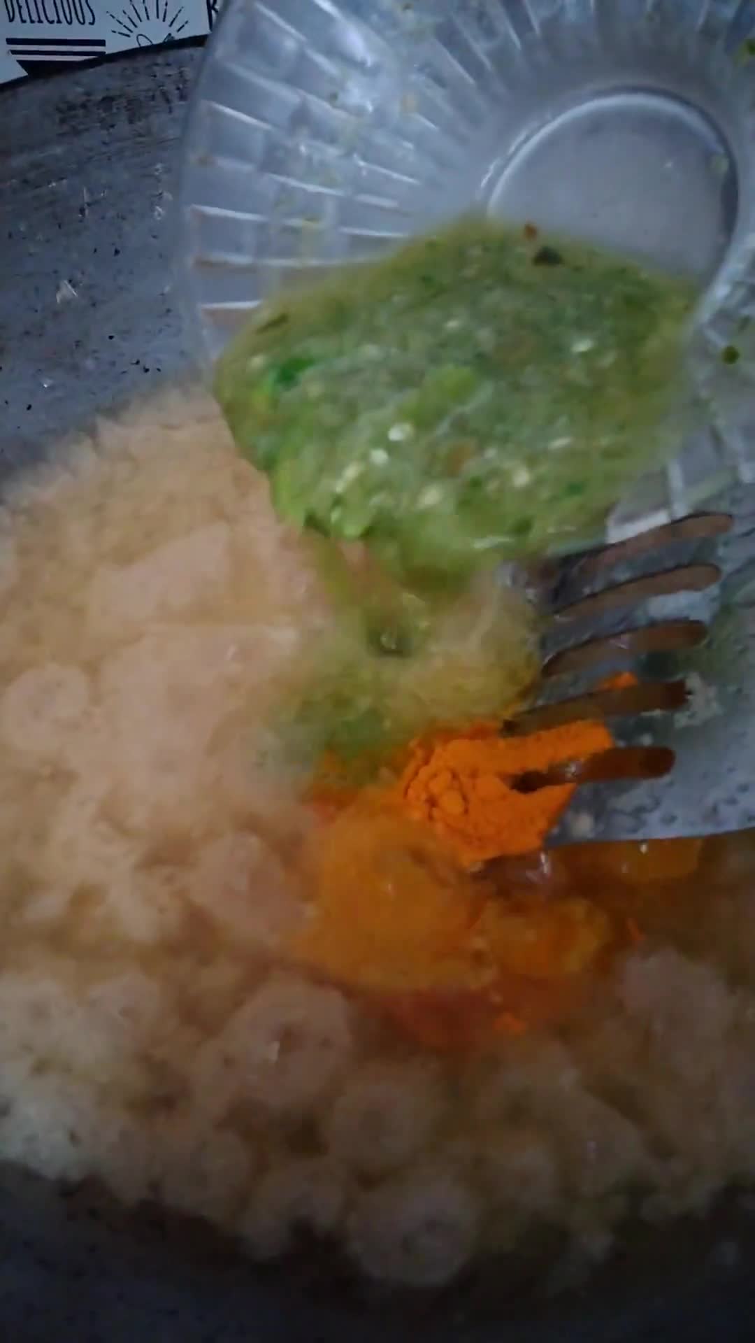 Gambar langkah 1 resipi Rendang ayam kuning.