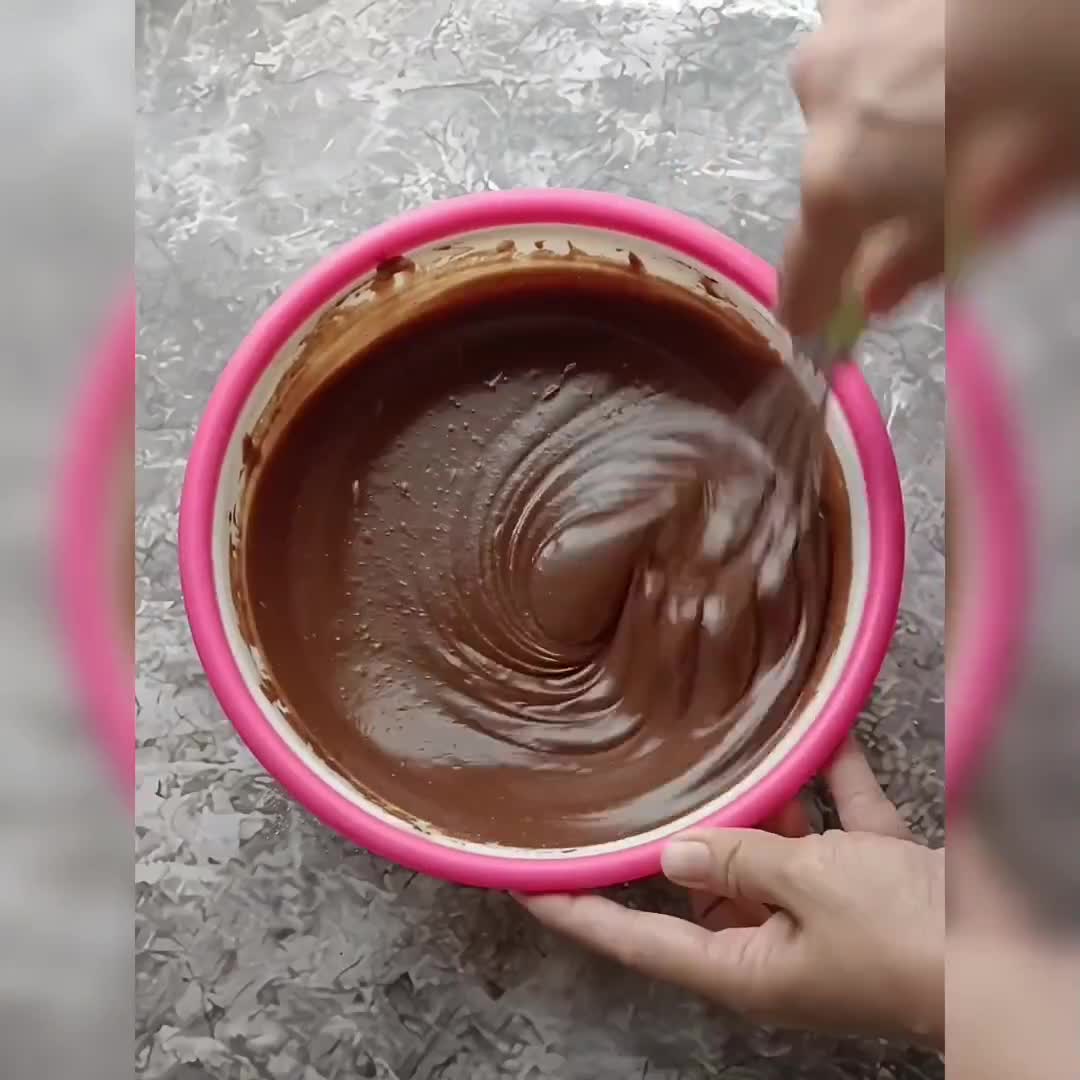 Foto langkah ke 4 dari resep Bolu Kukus Coklat Mekar Tanpa Telur Tanpa Mixer.