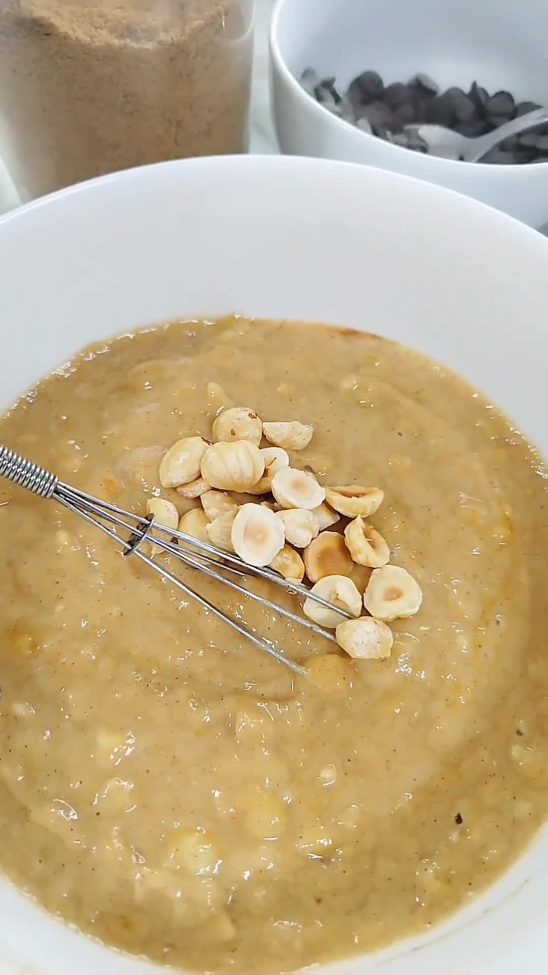 Foto del paso 2 de la receta: Mug Cake de plátano, chocolate y avellanas en microondas