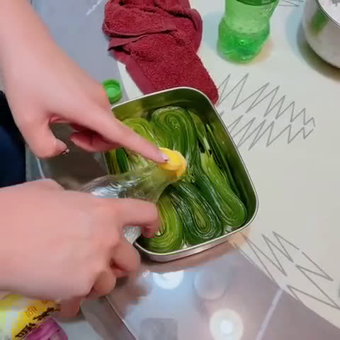 雪碧小黃瓜的食譜步驟2照片