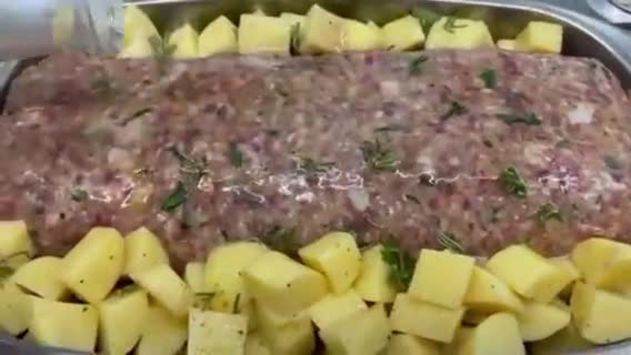 Foto del passaggio 9 della ricetta Polpettone ai porcini