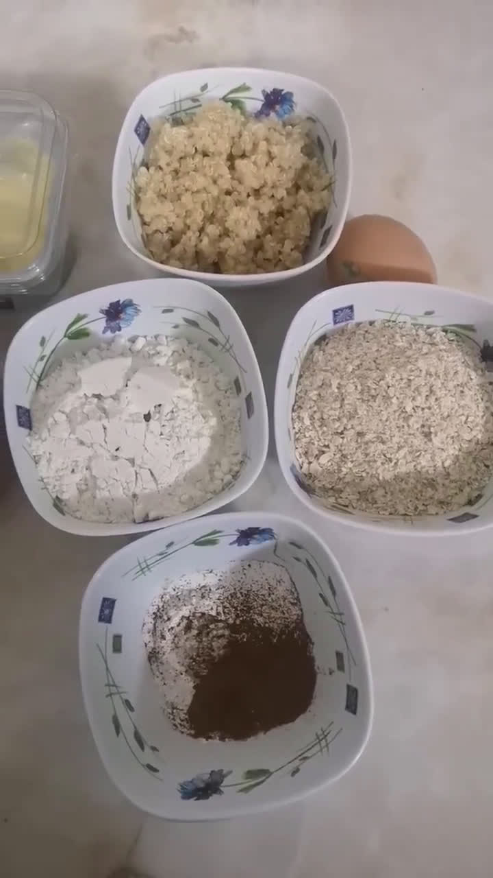 Foto del paso 1 de la receta: Galletas de avena con quinua y pasas