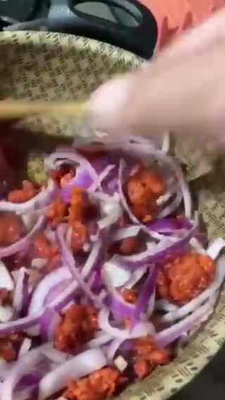 Foto del paso 3 de la receta: Rajas con chorizo