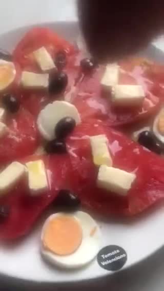 Foto del paso 5 de la receta: Ensalada de tomate valenciano