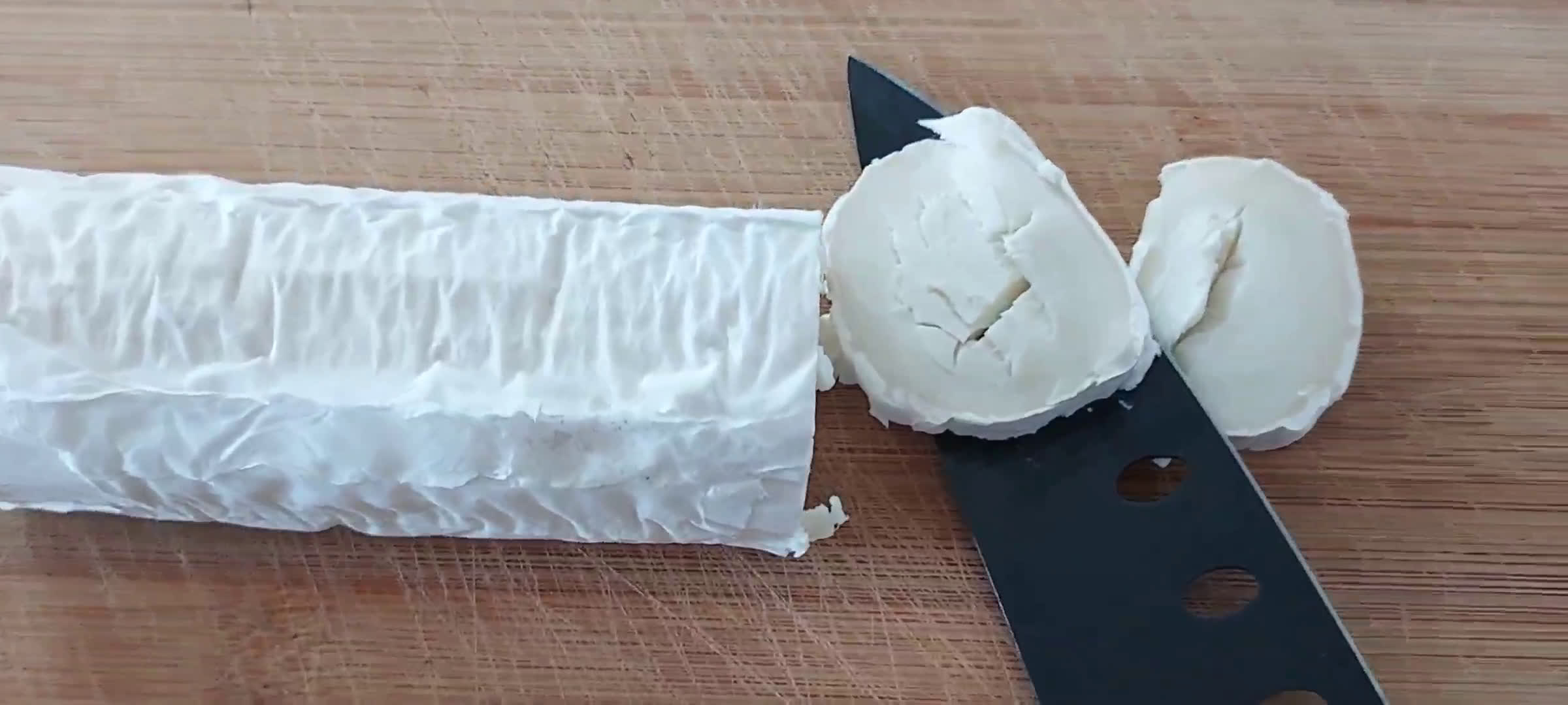 Une image de l'étape 1 de Samoussas Chèvre miel menthe.
