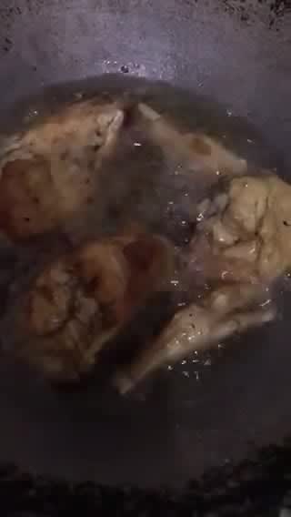 Foto langkah ke 2 dari resep Ayam Goreng Cabe Ijo.