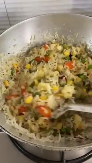 वेज कॉर्न पनीर राइस(veg corn paneer recipe in hindi) रेसिपी चरण 5 फोटो