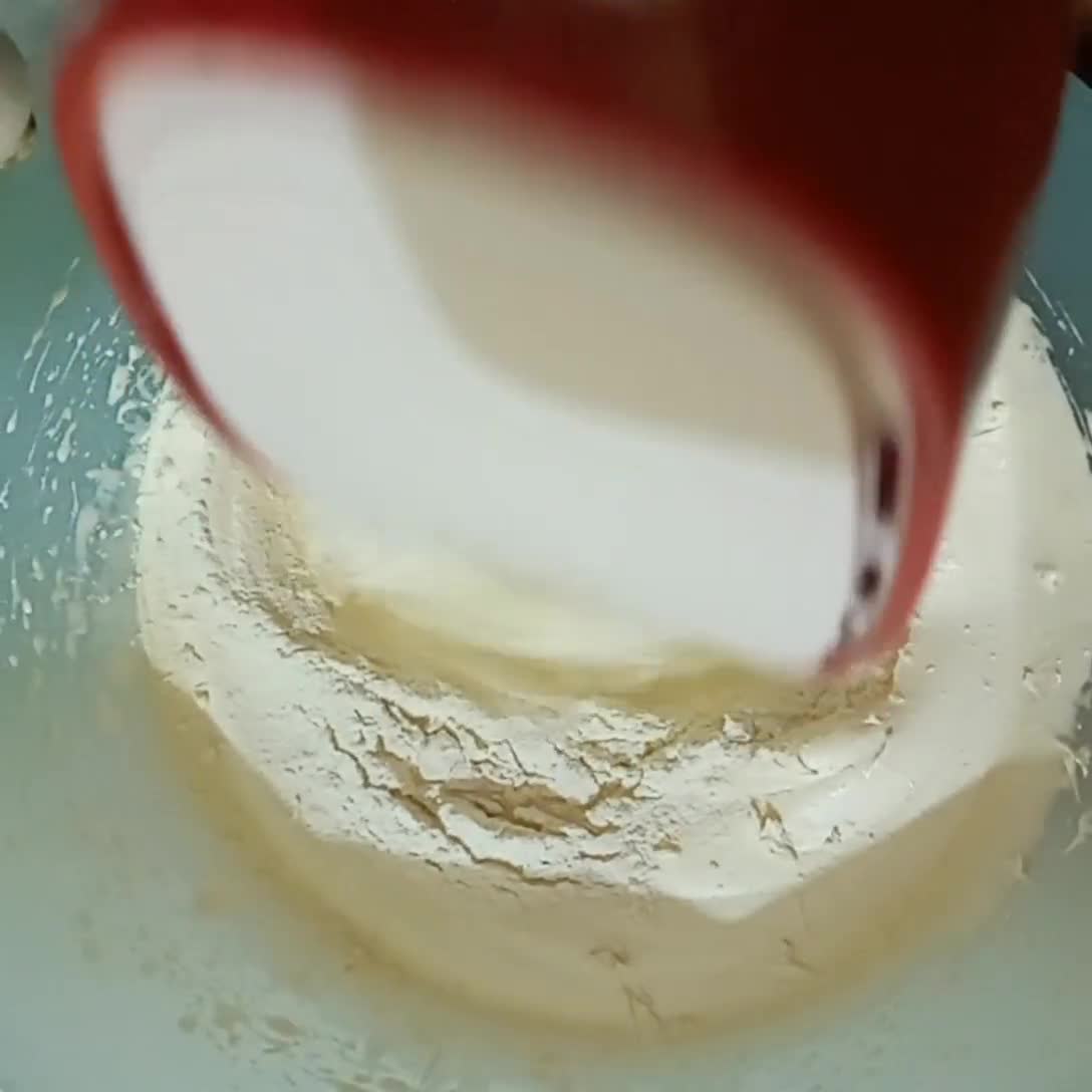 Foto langkah ke 3 dari resep Bolu Kukus Moka.