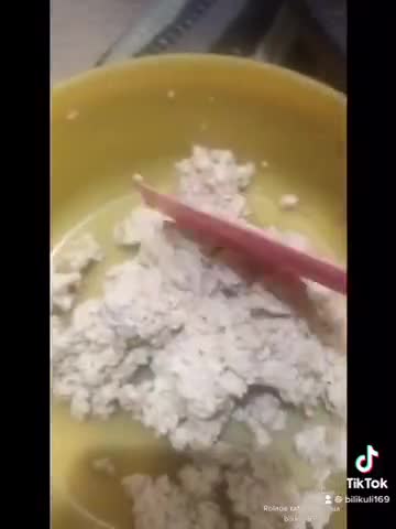 Foto langkah ke 3 dari resep Rolade tahu ayam.