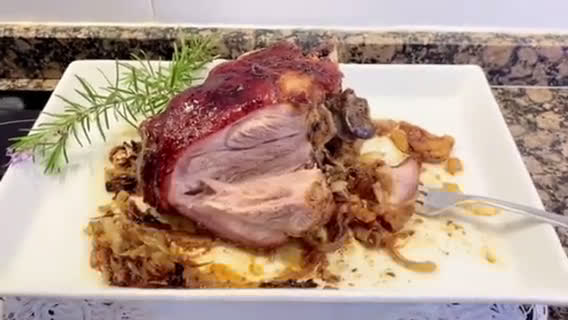 Foto del paso 13 de la receta: Codillo asado al romero