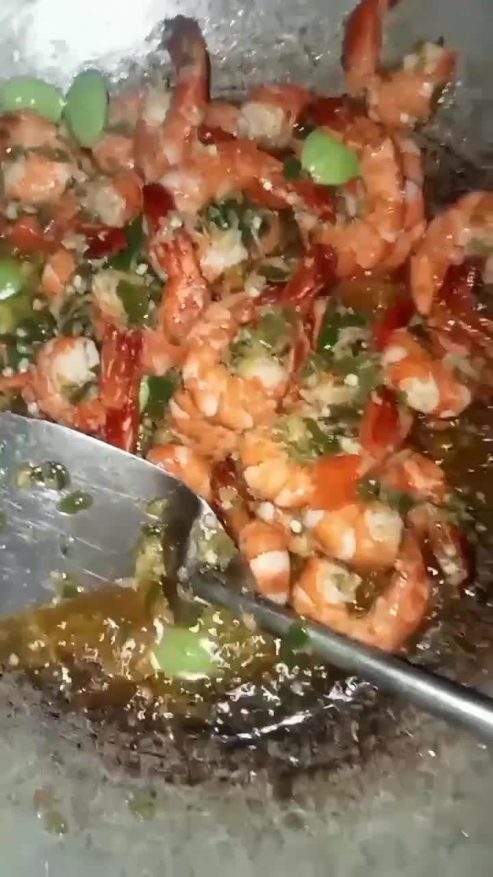 Foto langkah ke 4 dari resep Udang Cabe Ijo.