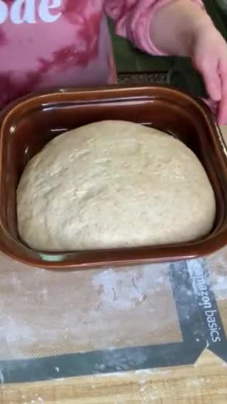 Foto del paso 1 de la receta: Pizza estilo chicago de queso