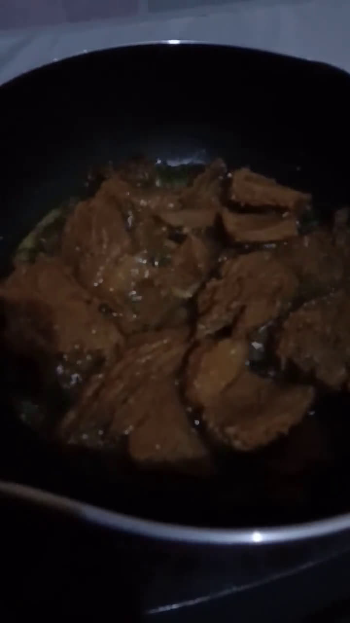 Foto langkah ke 2 dari resep Daging goreng kunyit ala London.