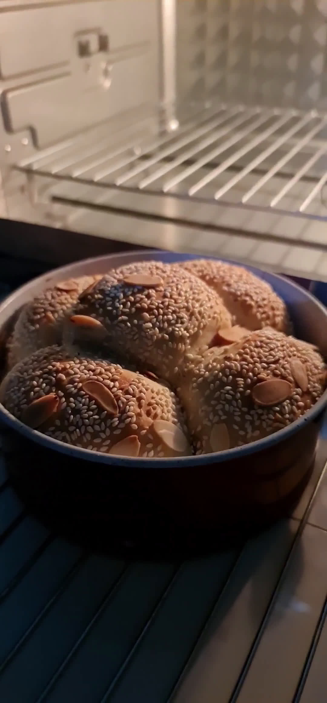 Foto langkah ke 7 dari resep Roti Kurma Aroma Kopi.