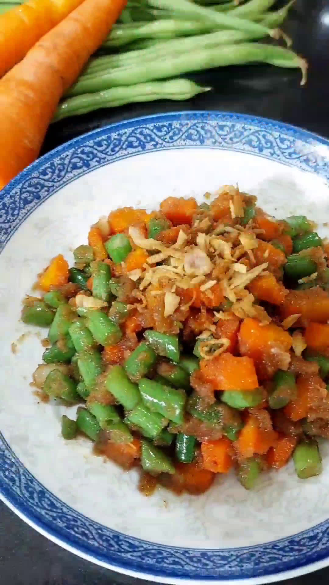 Foto langkah ke 3 dari resep 266. Acar Buncis Wortel Kelapa Sangrai.