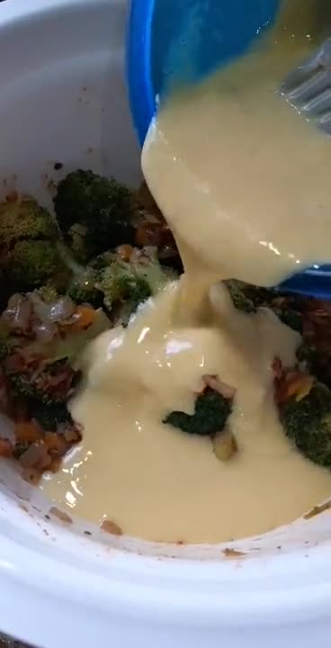 Foto del paso 3 de la receta Tarta de brócoli y queso🍻