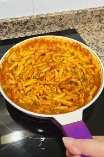 Foto del paso 2 de la receta: Pasta puttanesca 🍝