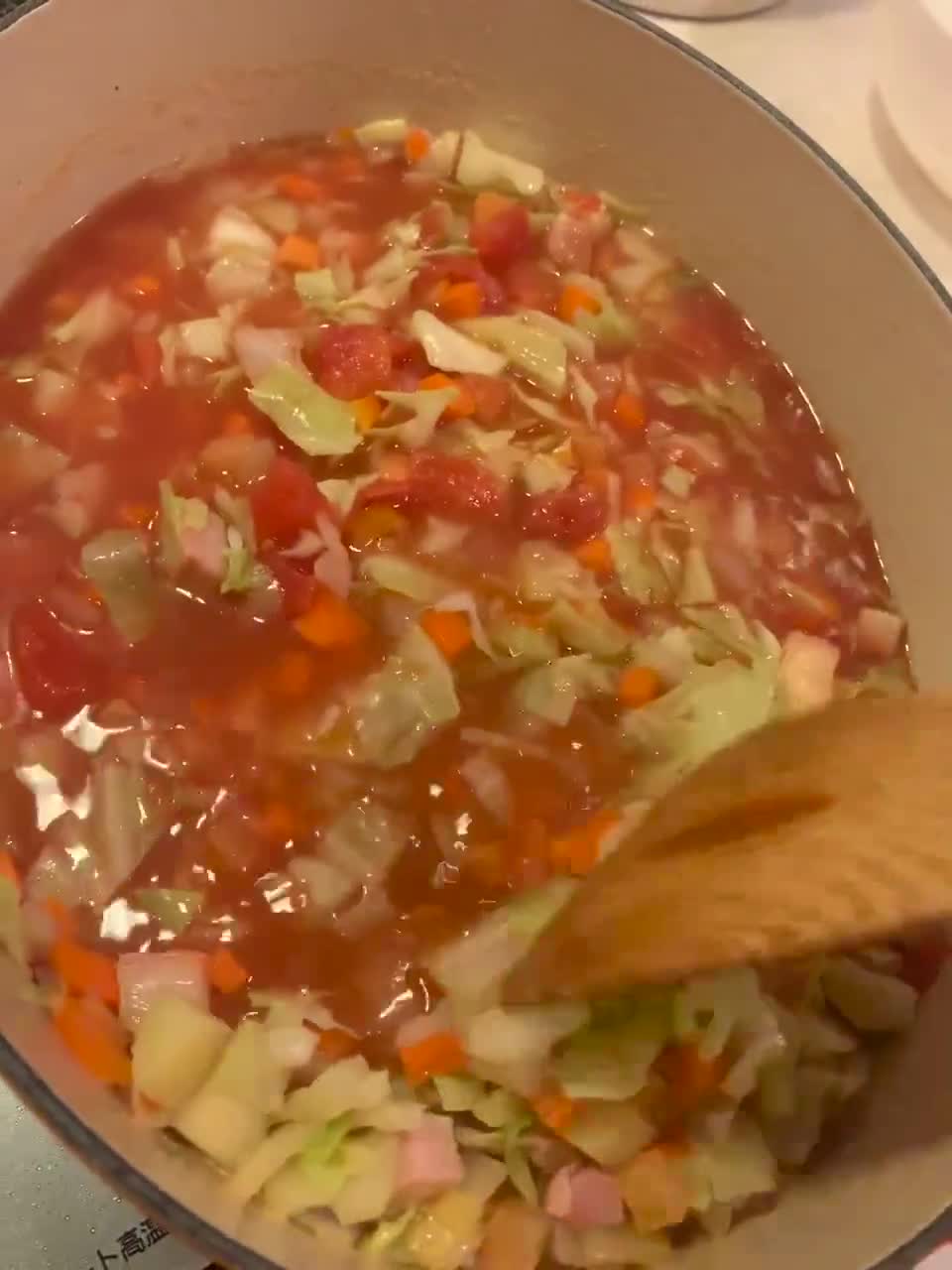 Foto langkah ke 3 dari resep Sup Tomat Minestrone Sayur Berlimpah pas untuk Cuaca Dingin.