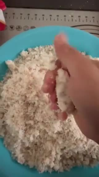 Foto langkah ke 5 dari resep Pohul-pohul Khas Tapanuli - Cemilan Dari Kelapa.