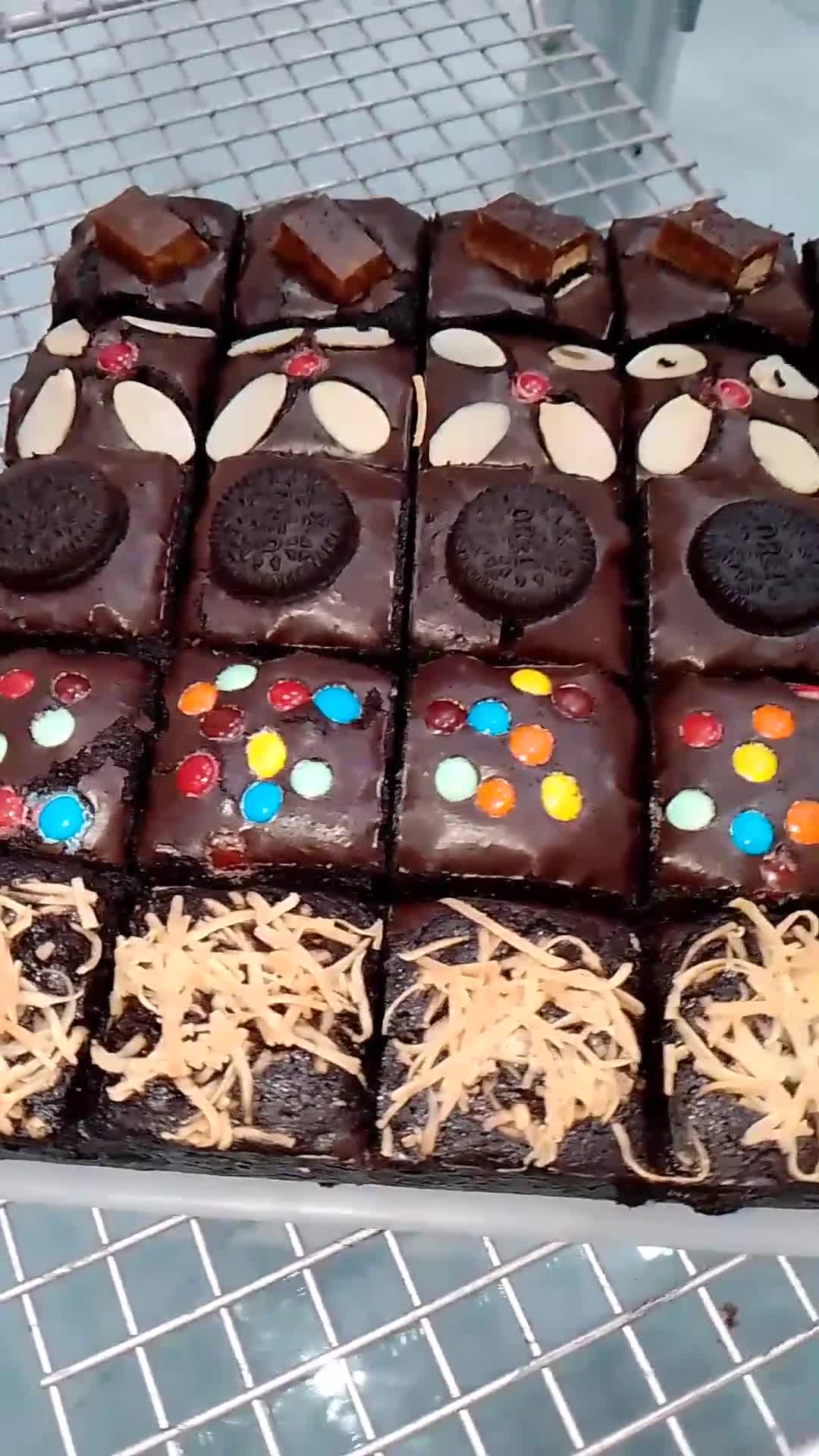 Foto langkah ke 4 dari resep Fudgy brownies.