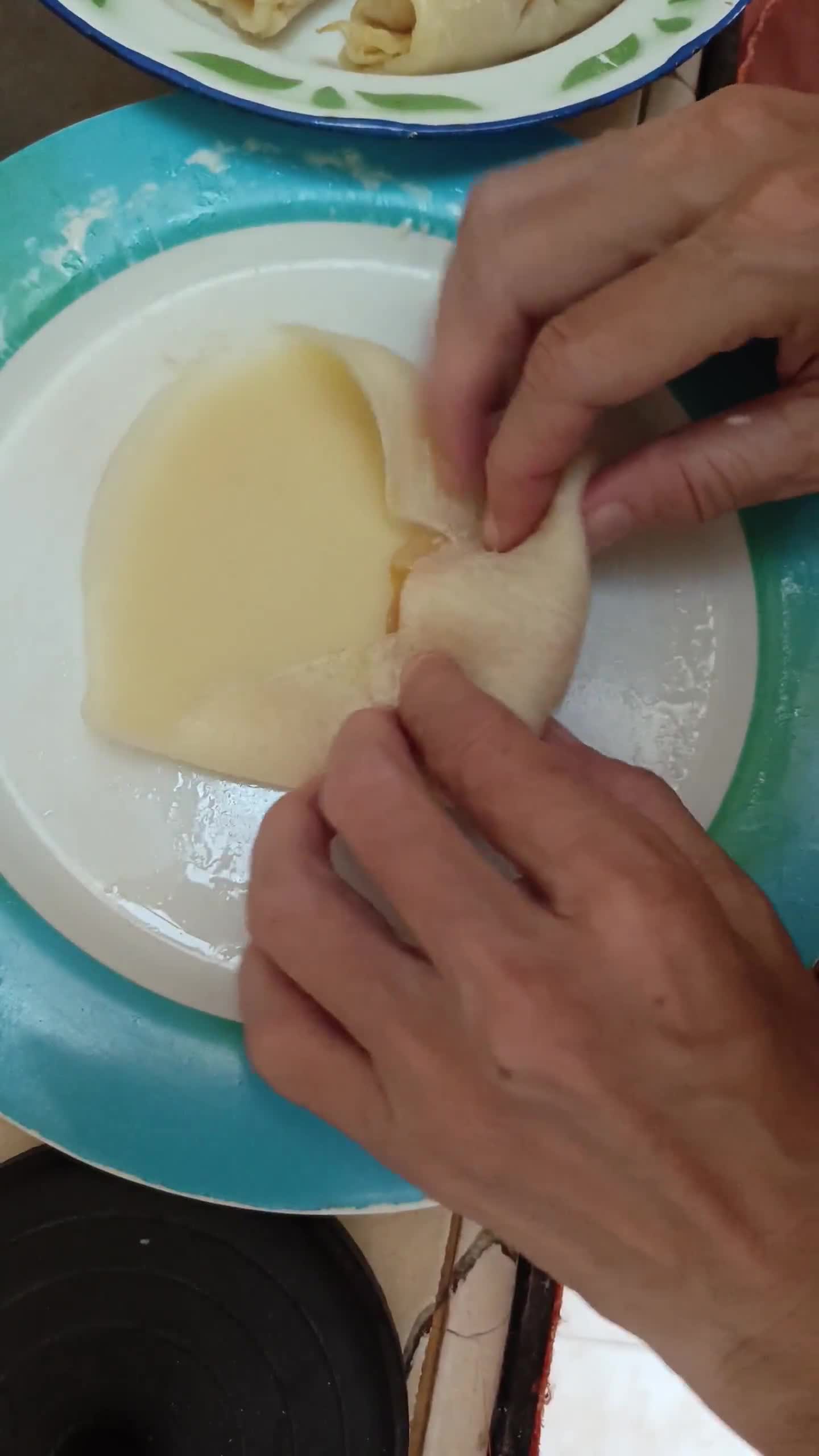 Foto langkah ke 9 dari resep Risoles Rogout Sayur.