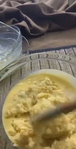 صورة لخطوة 2 من وصفة هريسه السميد بقوالب الايسكريم