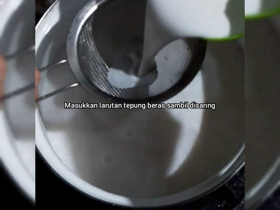 Foto langkah ke 4 dari resep Bubur Sumsum a.k.a Bubur Lemu (Super Lembut & Kilat).