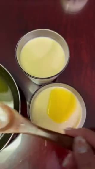 Hình bước làm 7 của món Cheesecake chanh dây không khuôn không lò