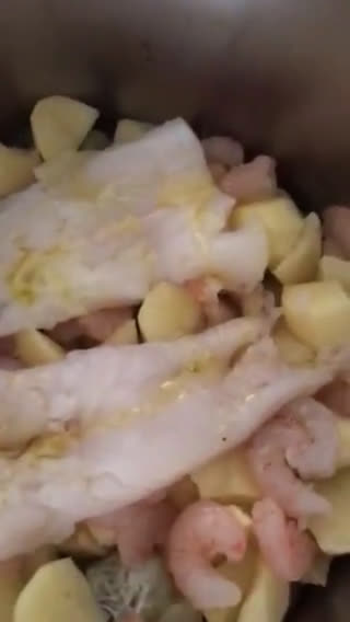 Foto del paso 10 de la receta: Guisado de pescado, o sea, de viernes