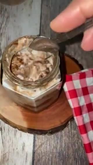 Foto langkah ke 4 dari resep Rolled Oats Tiramisu in a Jar.