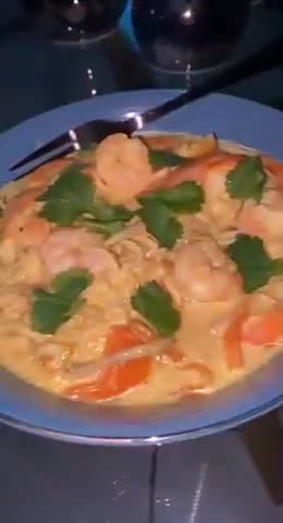 Une image de l'étape 5 de Laksa aux crevettes 🦐 & curry jaune.