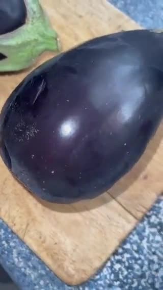 Foto del paso 1 de la receta: Berenjenas Rellenas