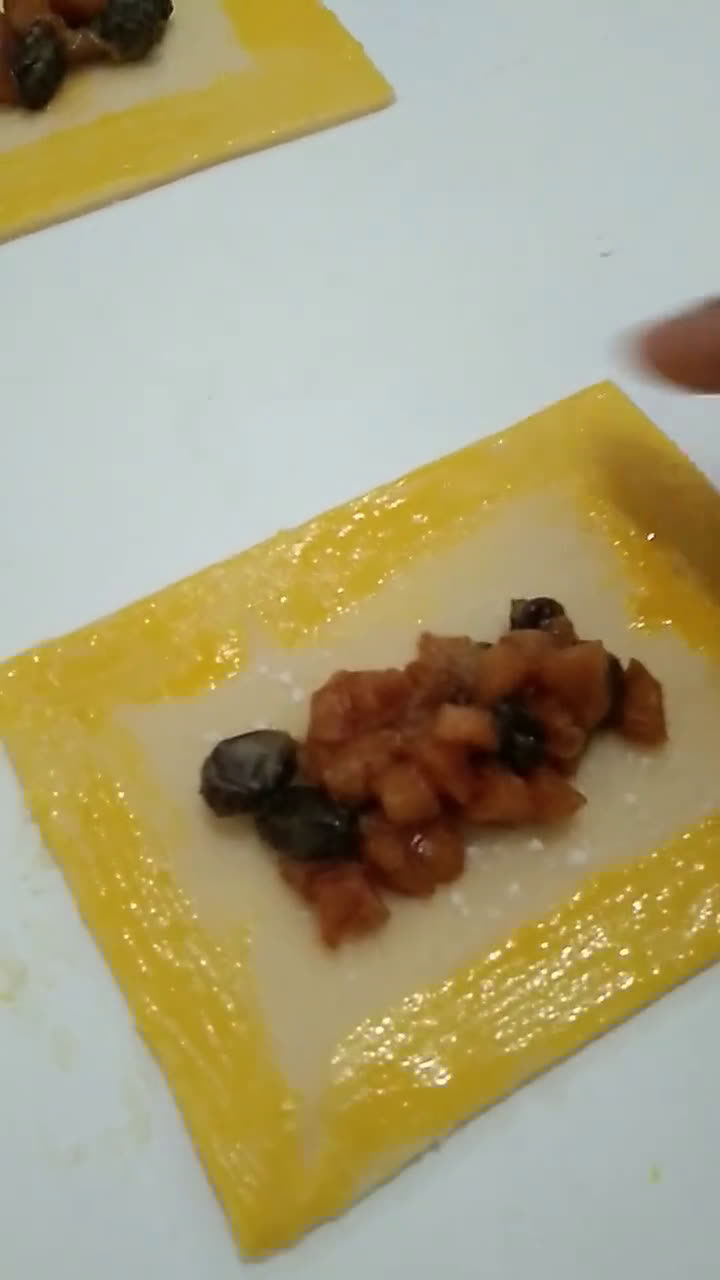 Foto langkah ke 8 dari resep Apple Strudle.