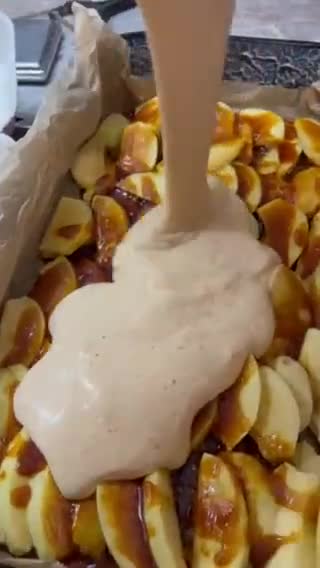 Karamellás-almás kavart recept fázis 3 fotója
