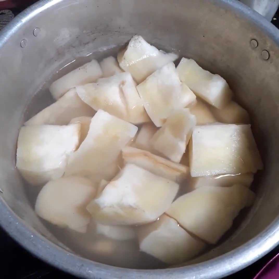 Foto langkah ke 1 dari resep Singkong Goreng Printil.