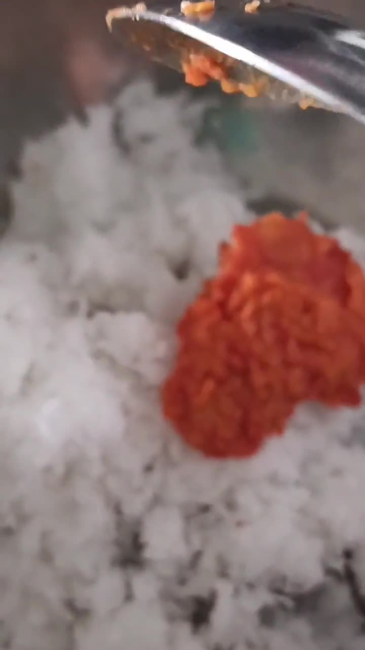 Foto langkah ke 1 dari resep Pepes Udang Kelapa, simple banget.
