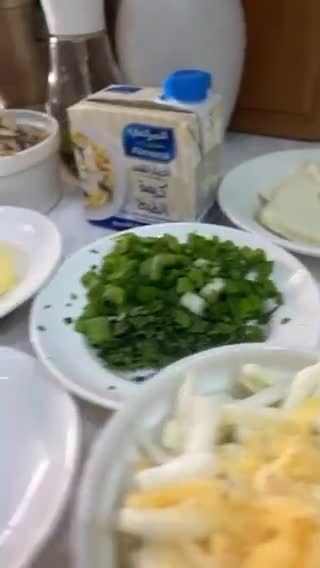 صورة لخطوة 2 من وصفة تغميسة الكيش