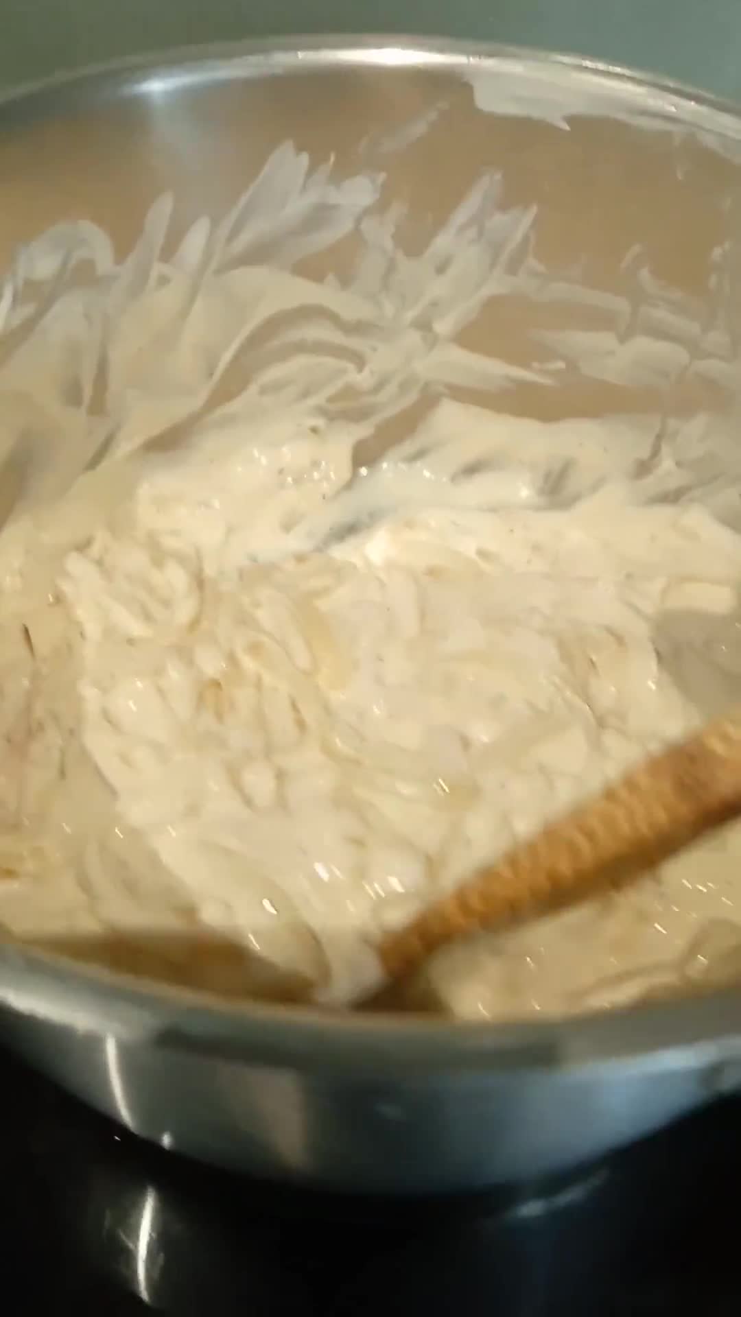 Foto del paso 4 de la receta: Salsa cremosa de cebolla