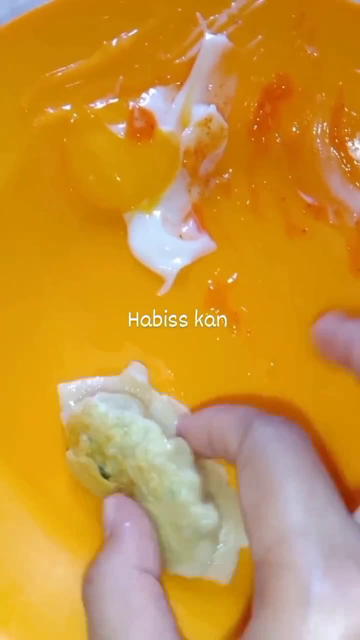 Foto langkah ke 7 dari resep Gyoza ayam sayur / kuotie.