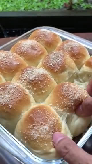 Foto langkah ke 6 dari resep COCONUT BUN 🥥❤️‍🔥🥥.